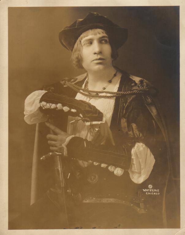 Picture of Lucien Muratore as Faust in Chicago