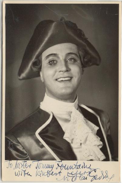 Picture of Nicolai Gedda in Le postillon de Lonjumeau, his debut role