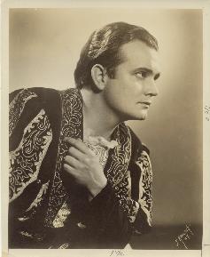 Picture of Jon Crain as Romeo
