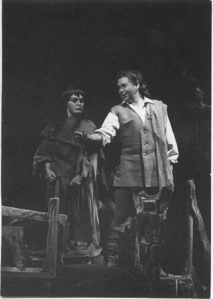Picture of Robert Thomas in Ballo in maschera with Regina Sarfaty
