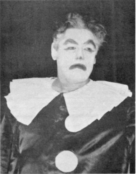 Picture of Wesley Swails (Gianni Savelli) as Canio