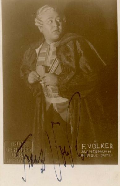 Franz Völker as Hermann 